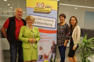 Dr. Birgmayer mit Vizebürgermeisterin Wöss und Seniorenbundobfrau Leiner